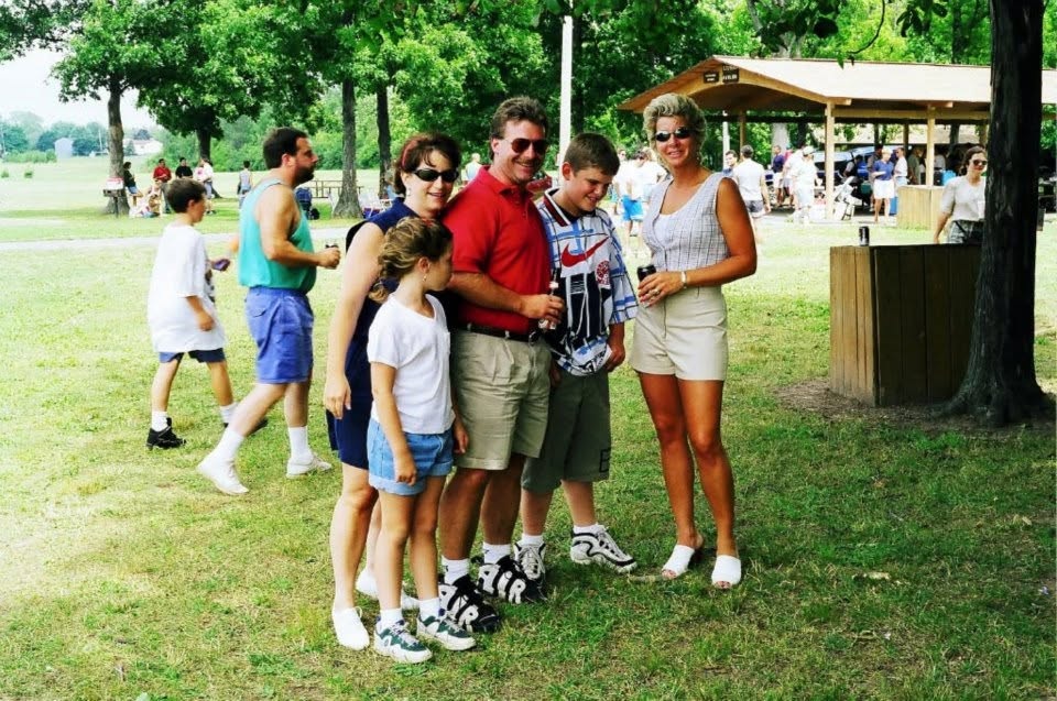 20-year reunion memory photo