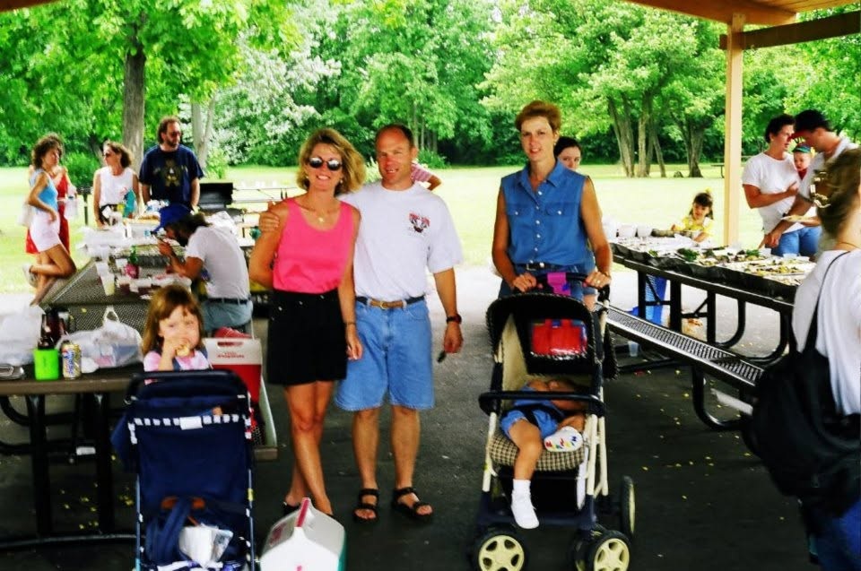 20-year reunion memory photo