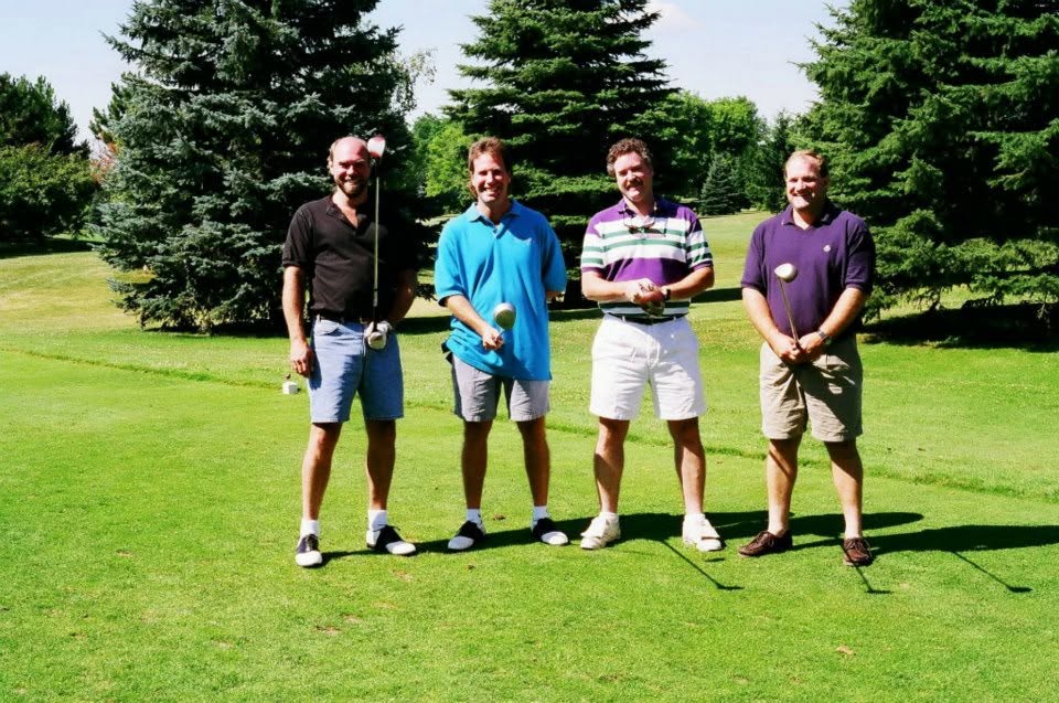 Classmates at the 25-year reunion golf outing